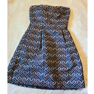 Trina Turk size 4 geometric strapless dress NWT pockets